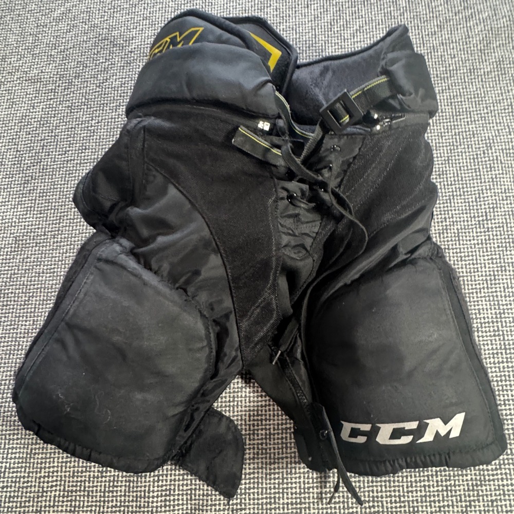 CCM Tacks Junior Small Black Ice Hockey Pants Padded Protective Gear JR-S